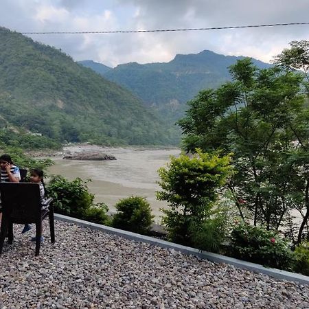 H7 Stay On The Ganges, Yoga & Spa Resort, Rishikesh Rishīkesh Exterior foto