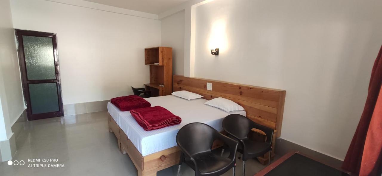 H7 Stay On The Ganges, Yoga & Spa Resort, Rishikesh Rishīkesh Exterior foto