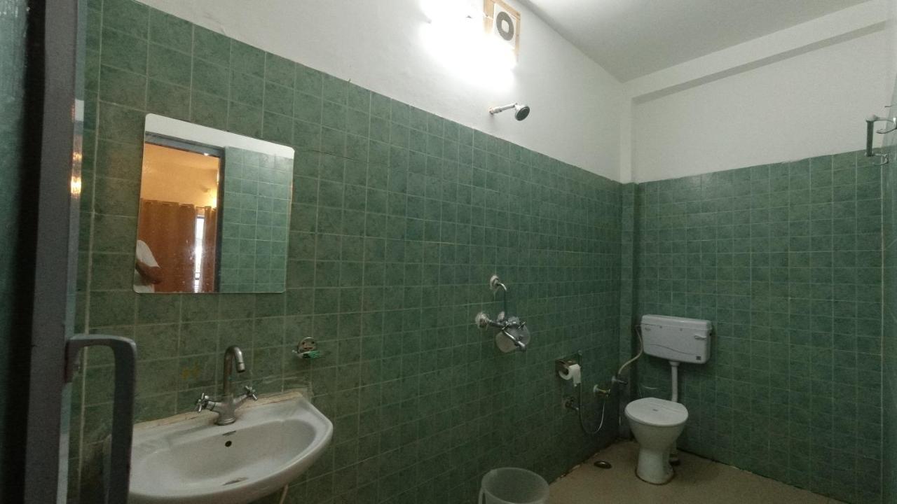 H7 Stay On The Ganges, Yoga & Spa Resort, Rishikesh Rishīkesh Exterior foto