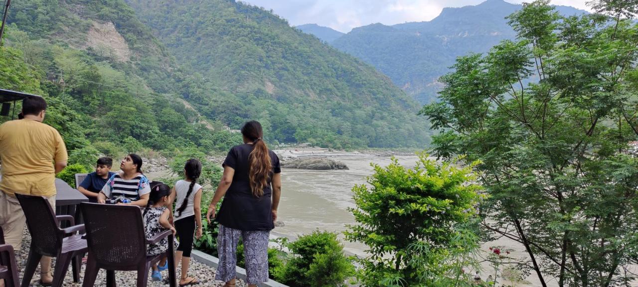 H7 Stay On The Ganges, Yoga & Spa Resort, Rishikesh Rishīkesh Exterior foto