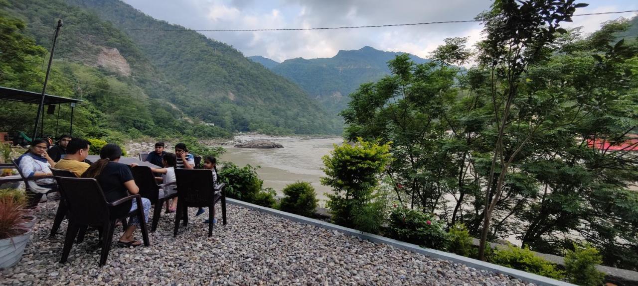H7 Stay On The Ganges, Yoga & Spa Resort, Rishikesh Rishīkesh Exterior foto